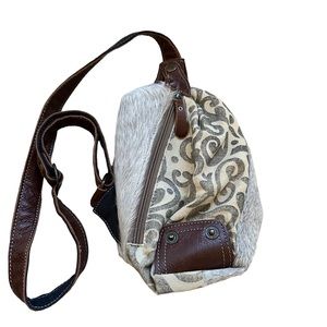 NWOT Myra bag crossbody bag sling bag animal canvas leather gray brown